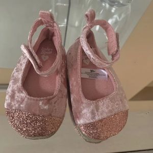 Baby shoes newborn